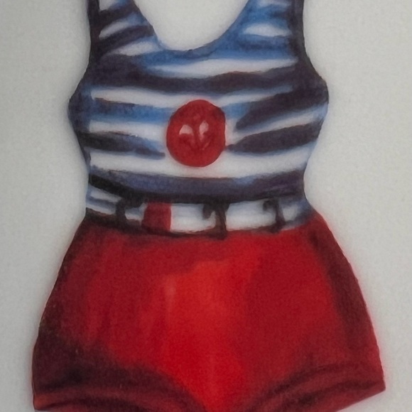 NIB whimsical, 50’s swimsuit inspired set of 4 porcelain Prima Design plates - Picture 12 of 16